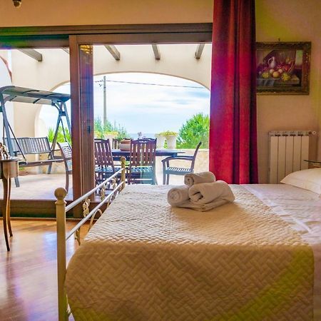 Villa Sabry Taranto Exteriör bild